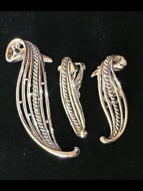 Vintage CHAREL Silver-Tone Leaf Brooch & Clip-On Earrings Set  Retro